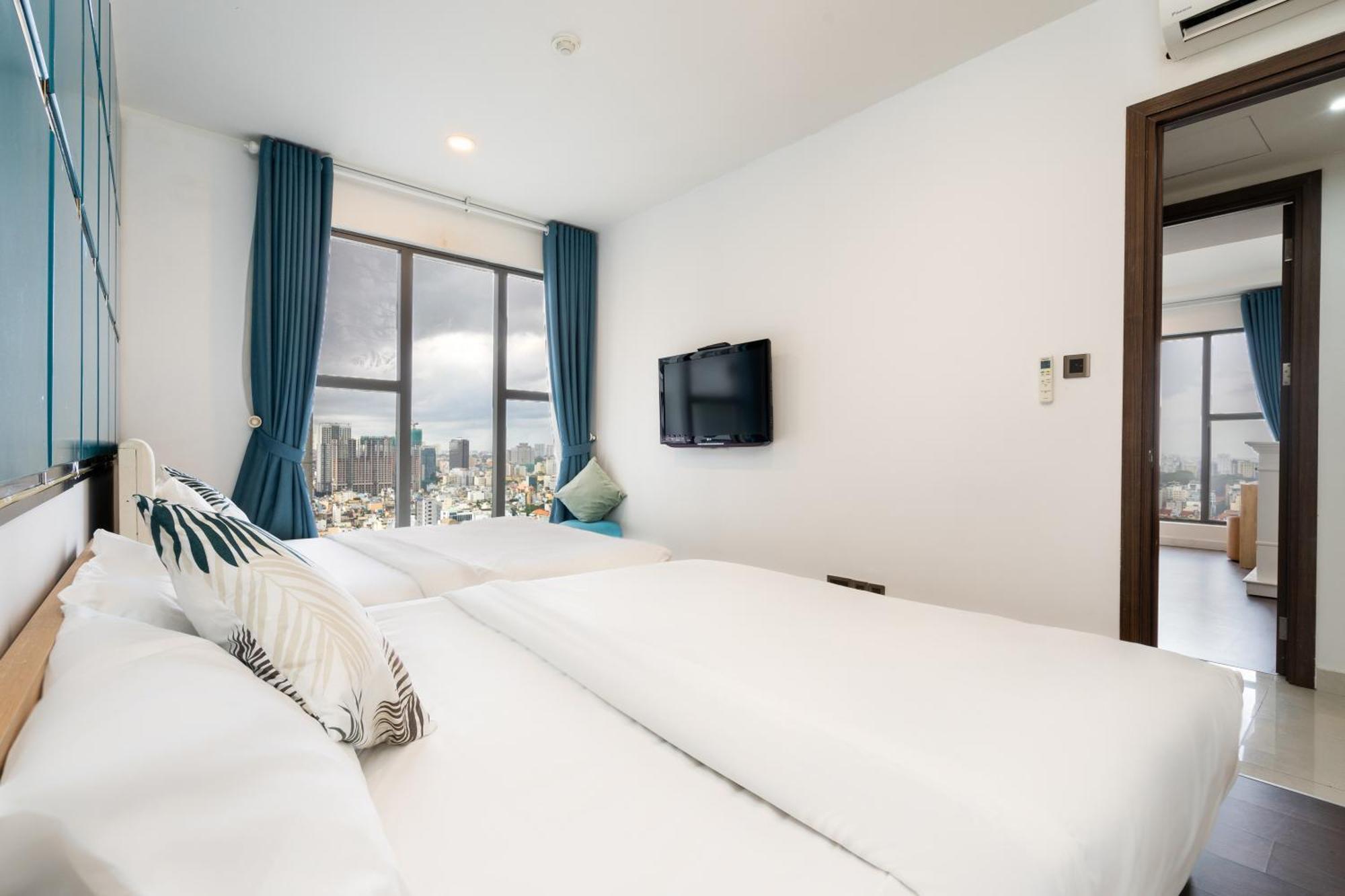 Saigon Royal 2 Bedrooms Amazing View For Over 30 Nights * Ho Chi Minh City