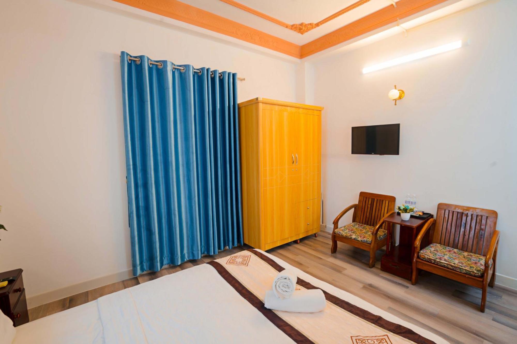 Hotel Adenia Ho Chi Minh City