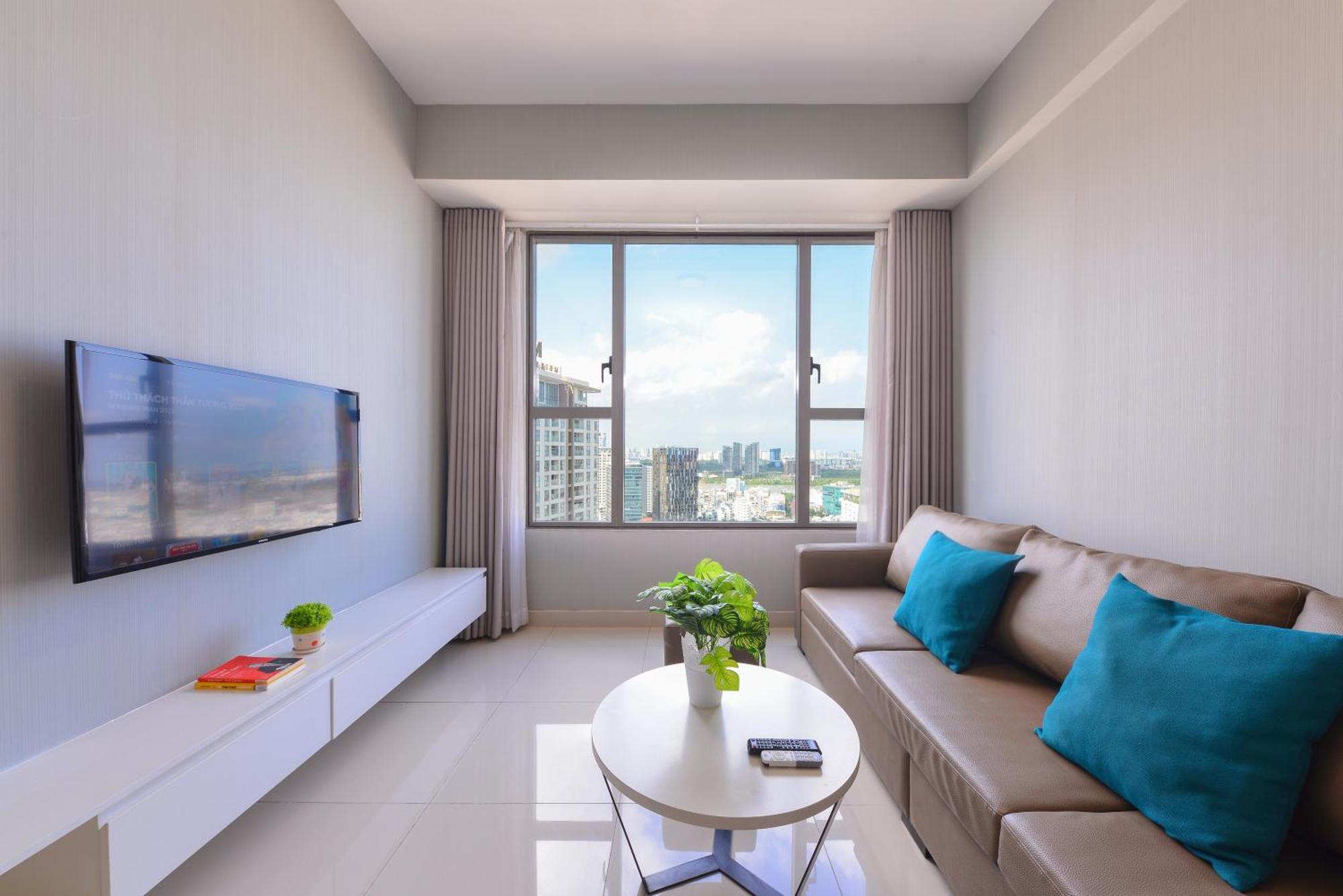 Yo's Homes Rivergate Infinity Pool Near District 1