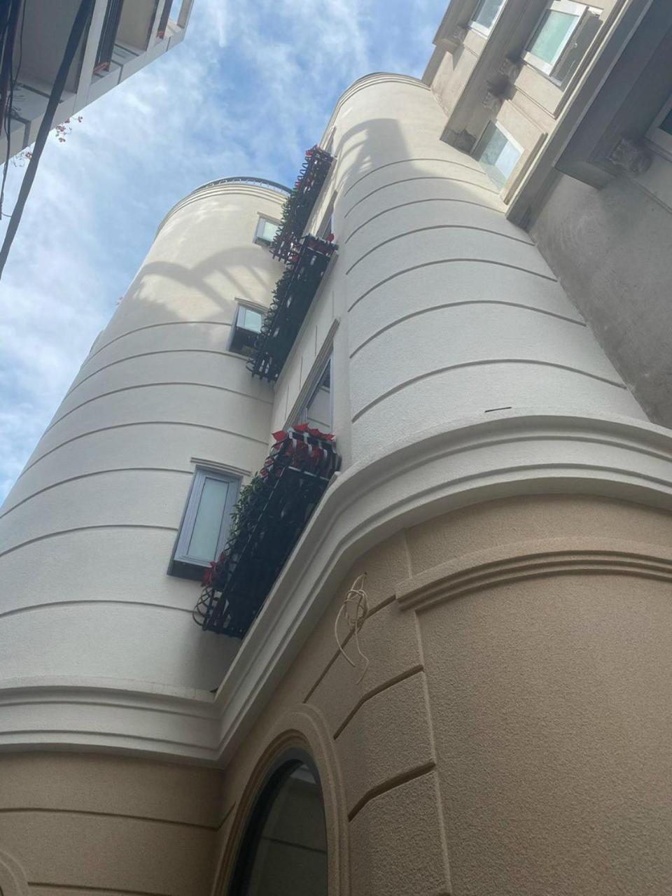 Entire 3br House In City, D1 * Ho Chi Minh City