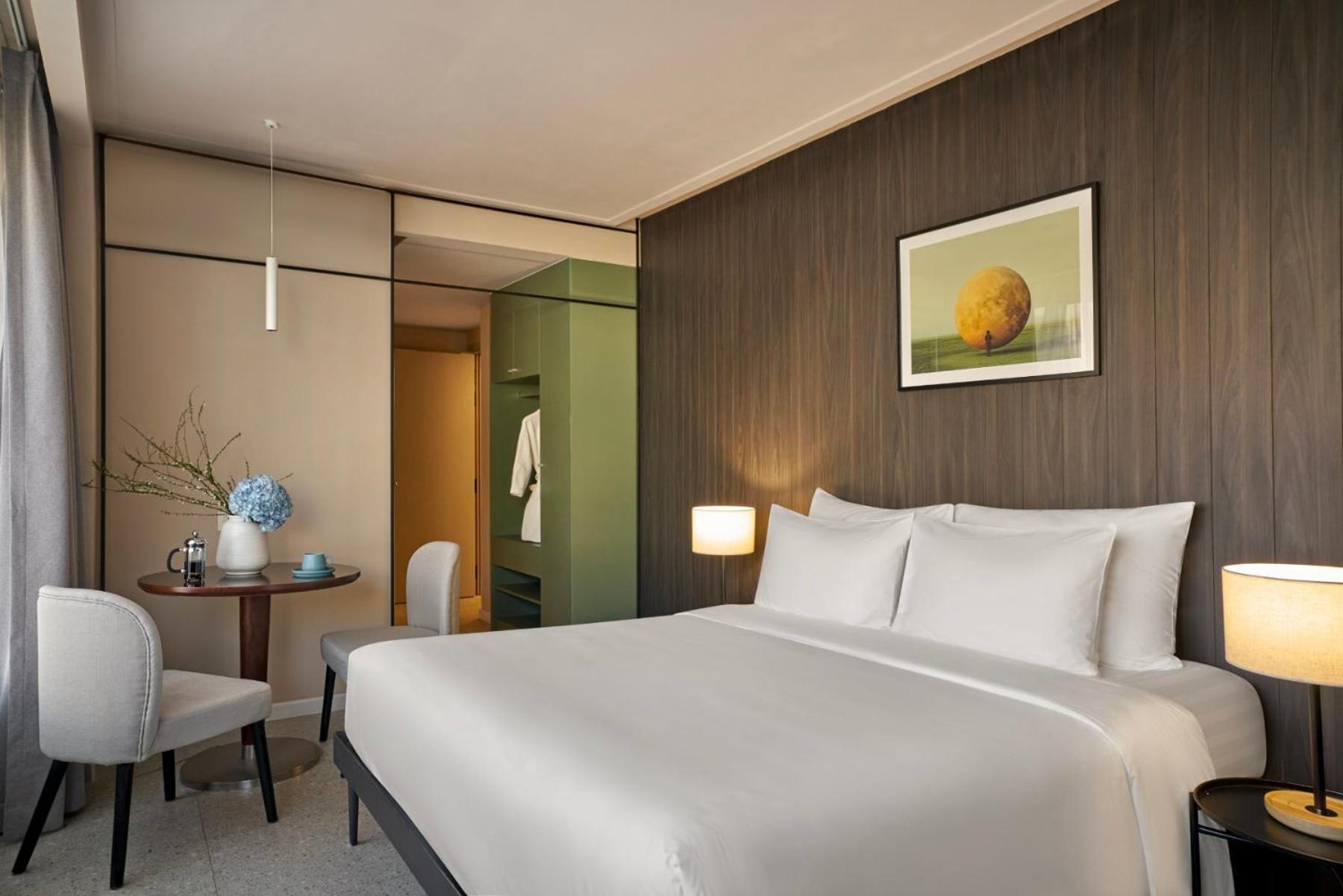 Hotel M Village Ly Tu Trong