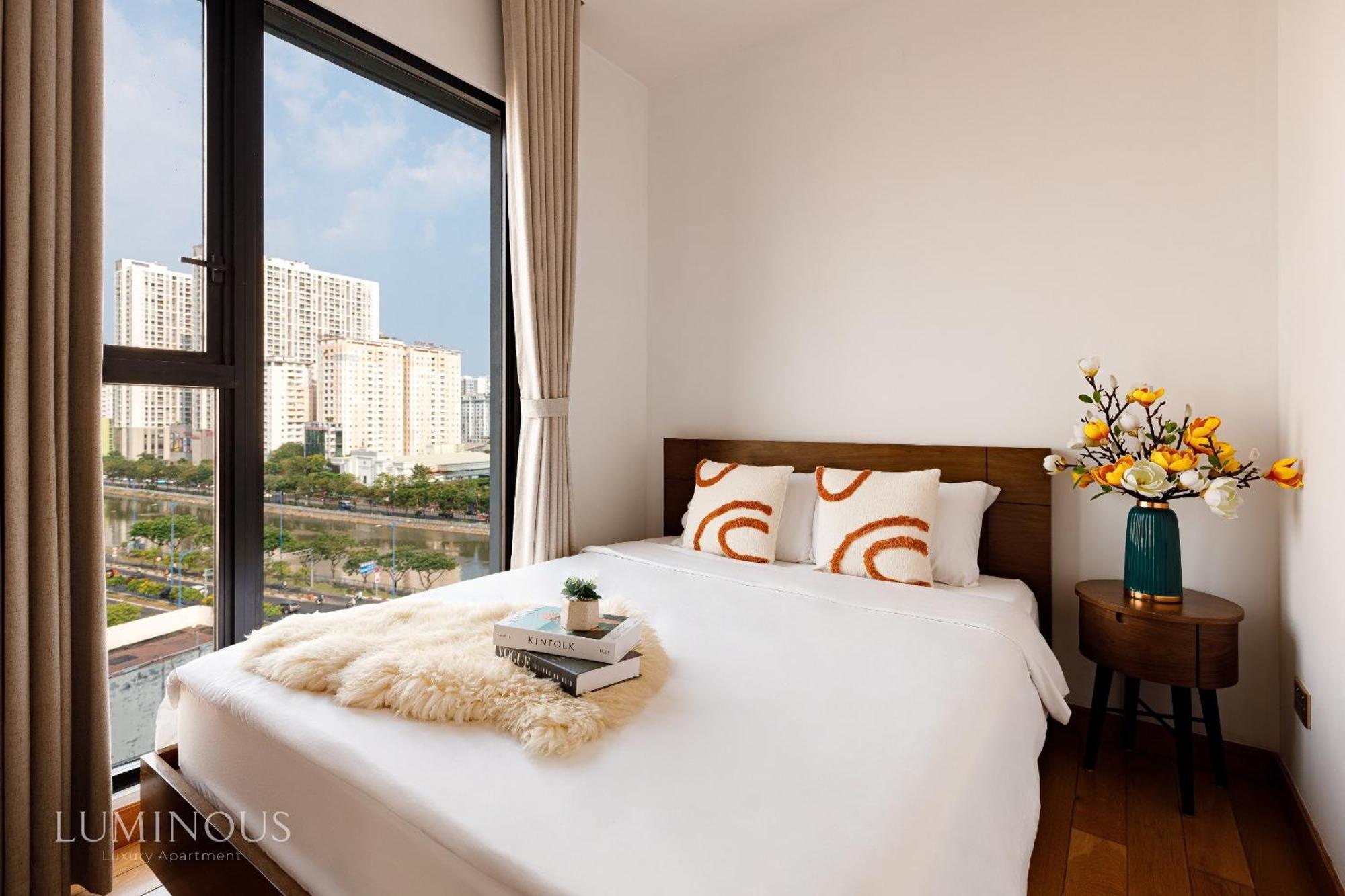 2-3 Bedroom In District 1 D1mension Free Pick Up