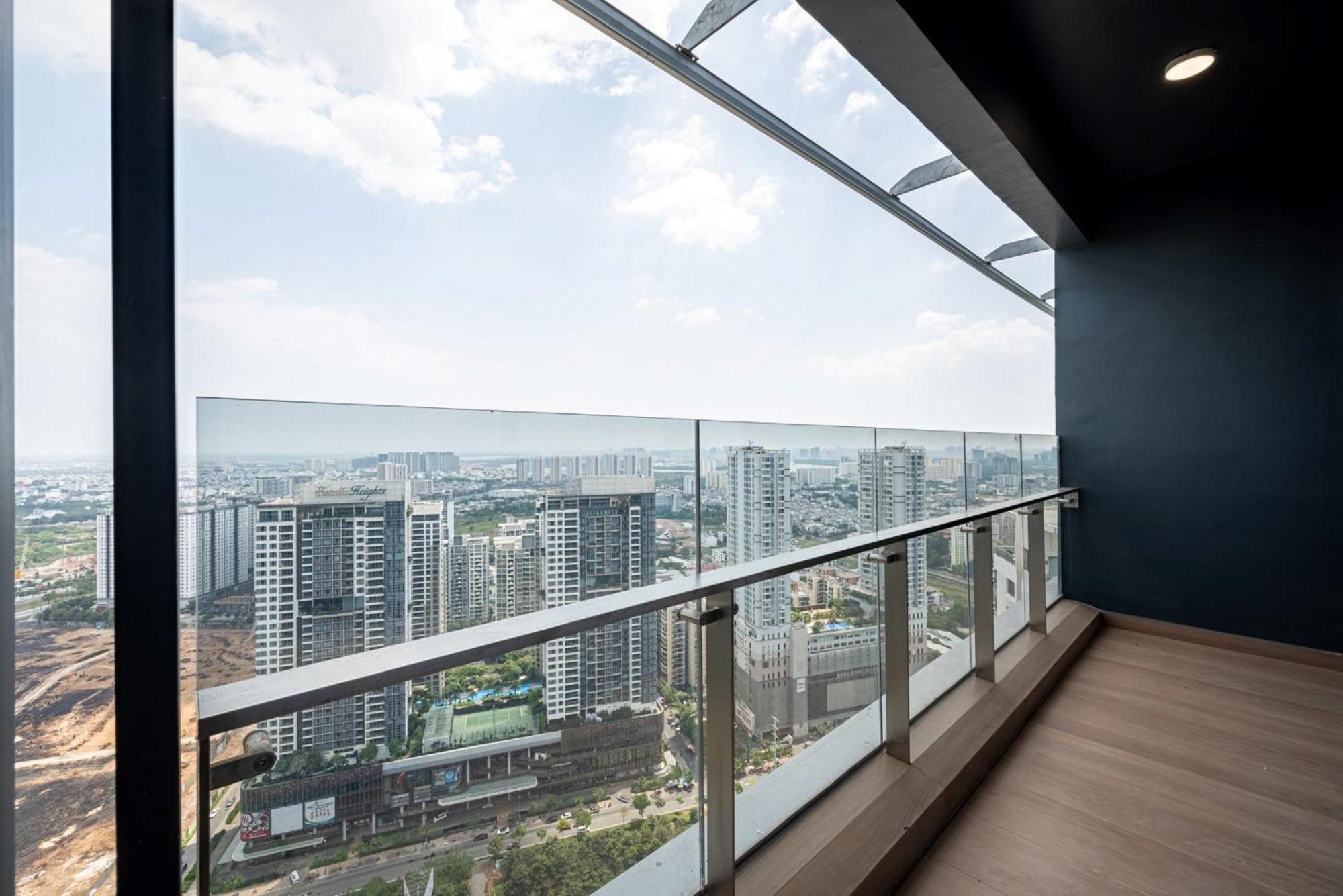 Lumiere Riverside - Raymond Holm - Luxurious 5-star Apartment *