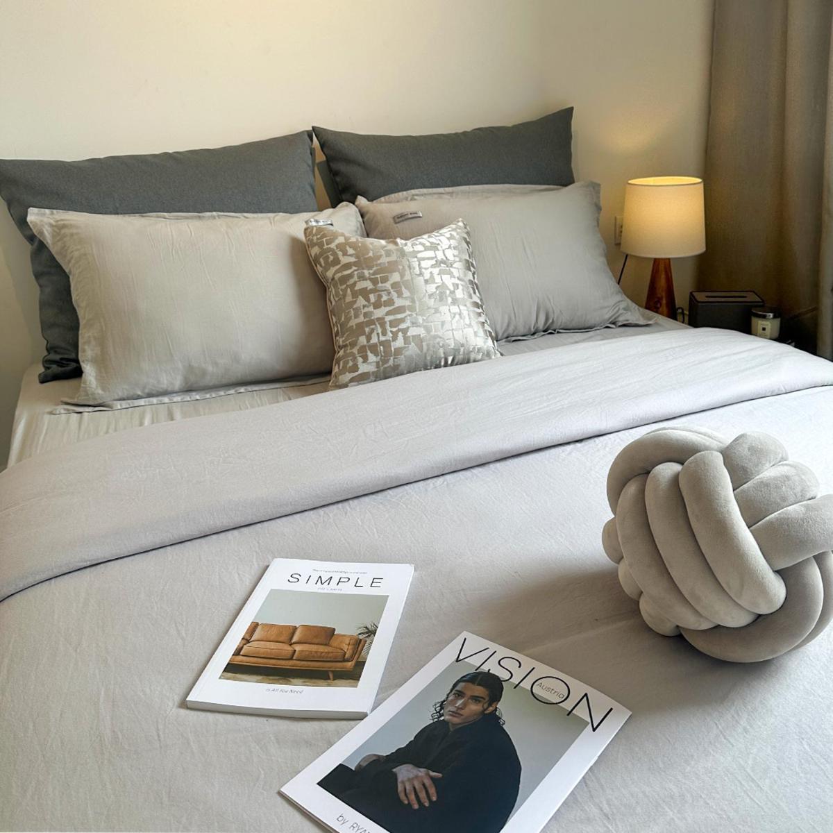 Fuzzi - Downtown Modern 1br Near Buivien Walking Street Soho Ho Chi Minh City
