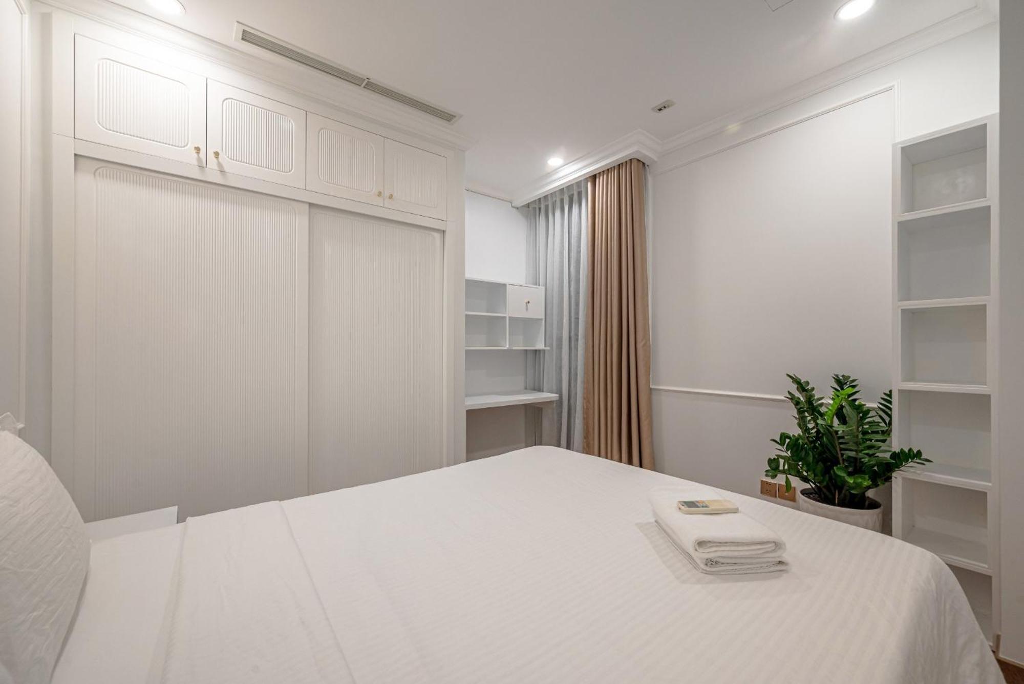 Apartment Landmark 81 Opulent Skyline Residences *