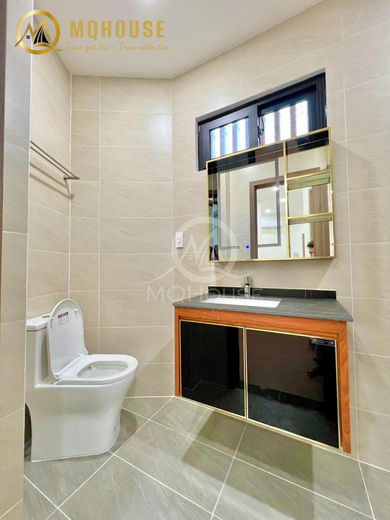 25a Cuu Long Ho Chi Minh City