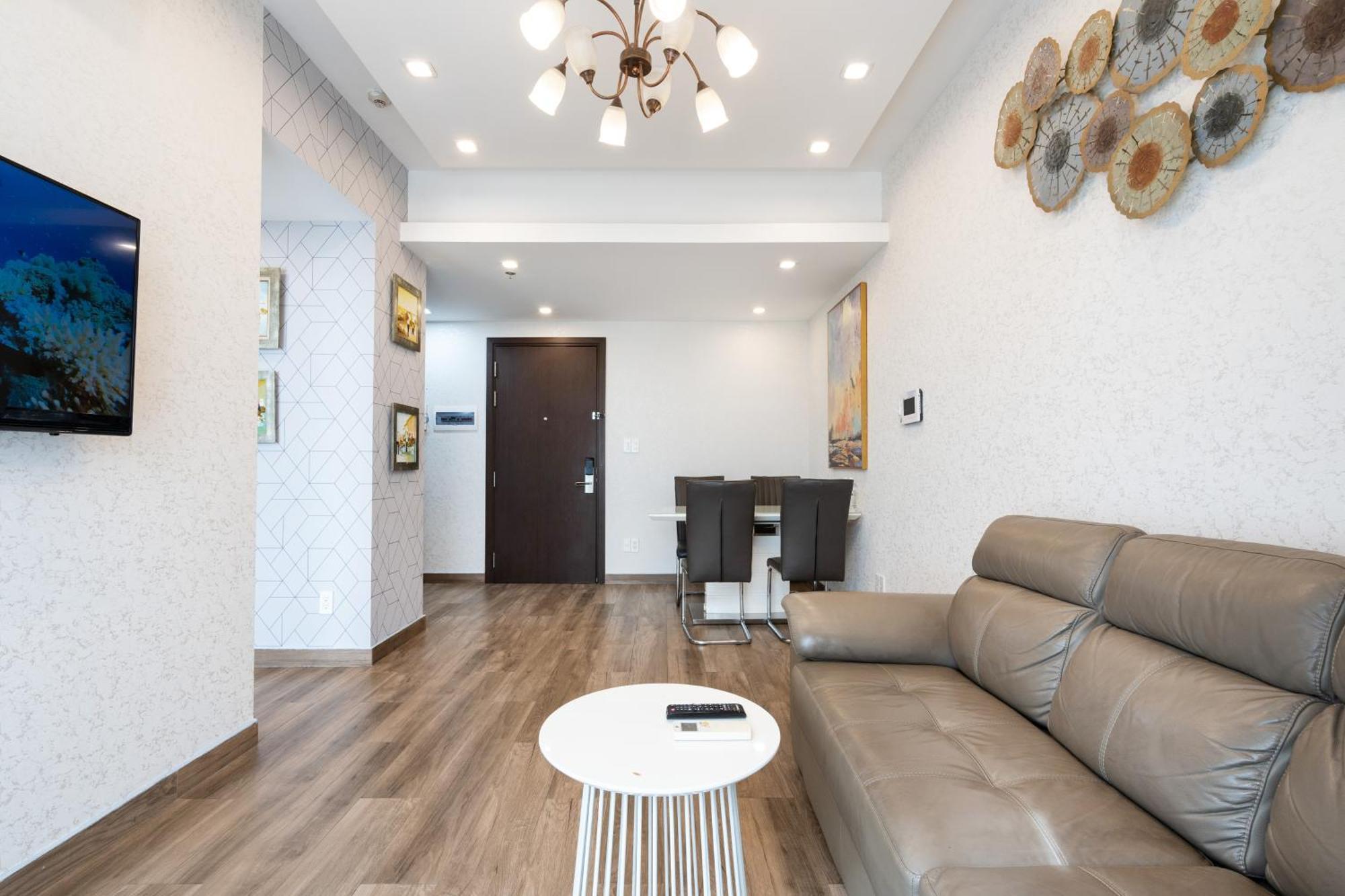 Apartment Double E Saigon In Rivergate Building