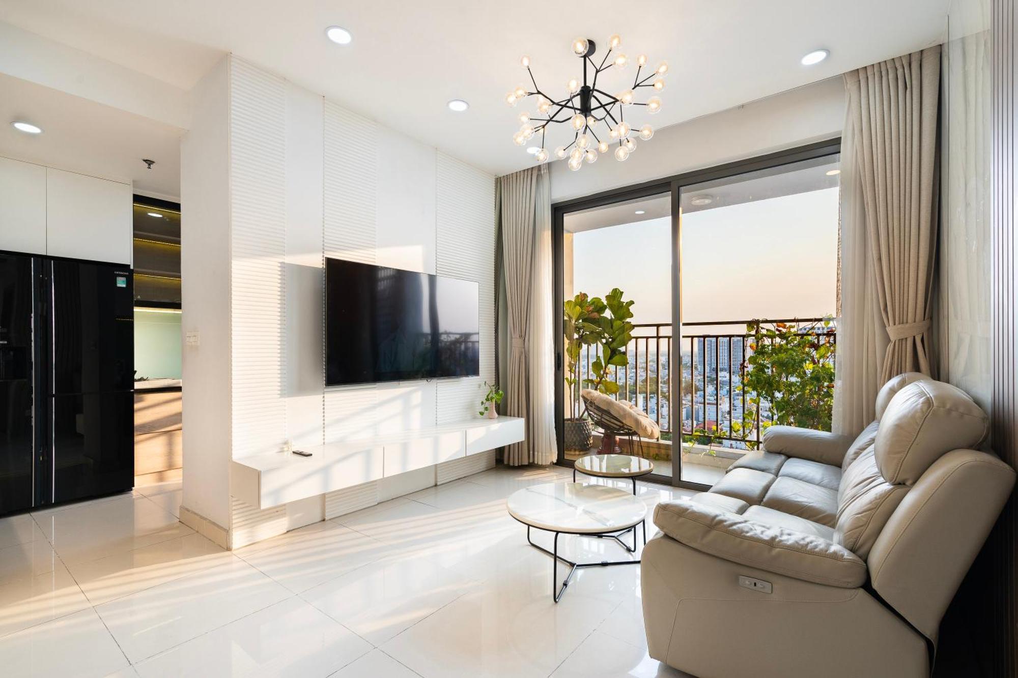 Apartment Double E Saigon In Rivergate Building