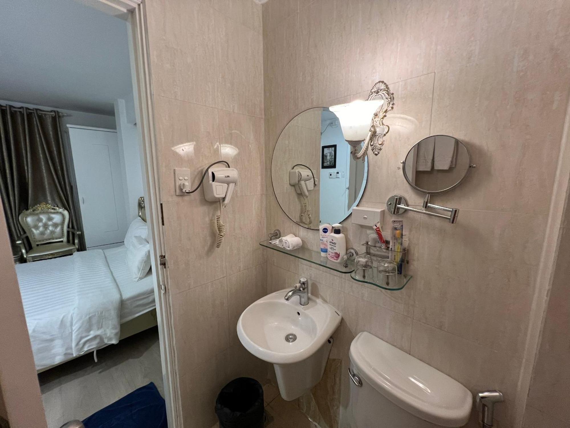 A25 - 255 Le Thanh Ton 3* Ho Chi Minh City