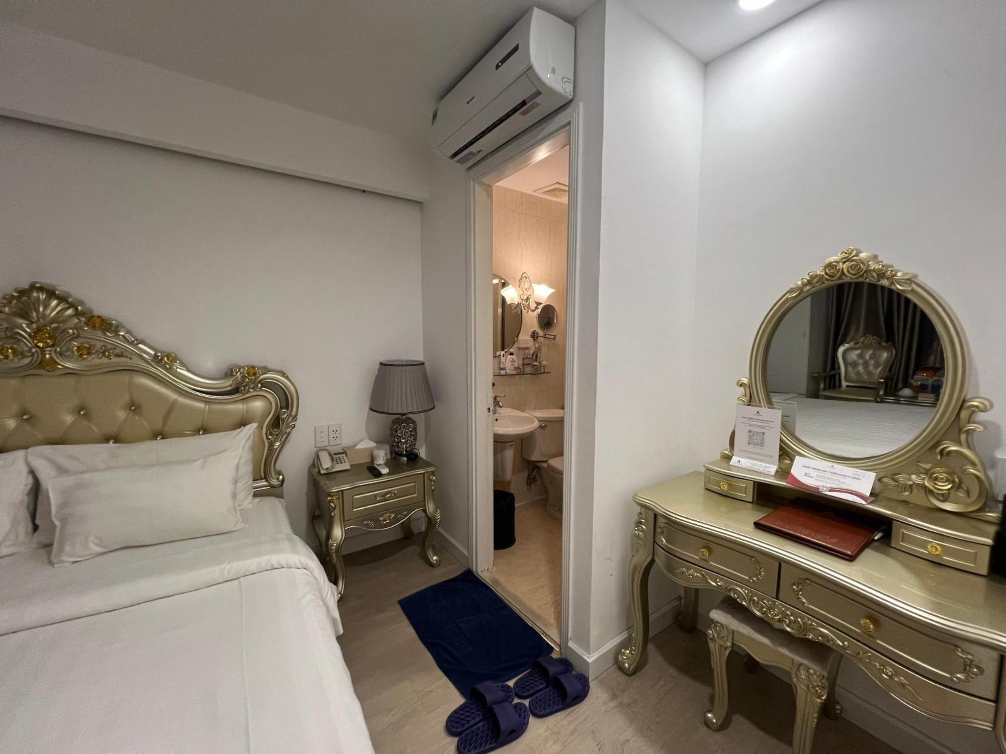A25 - 255 Le Thanh Ton 3*