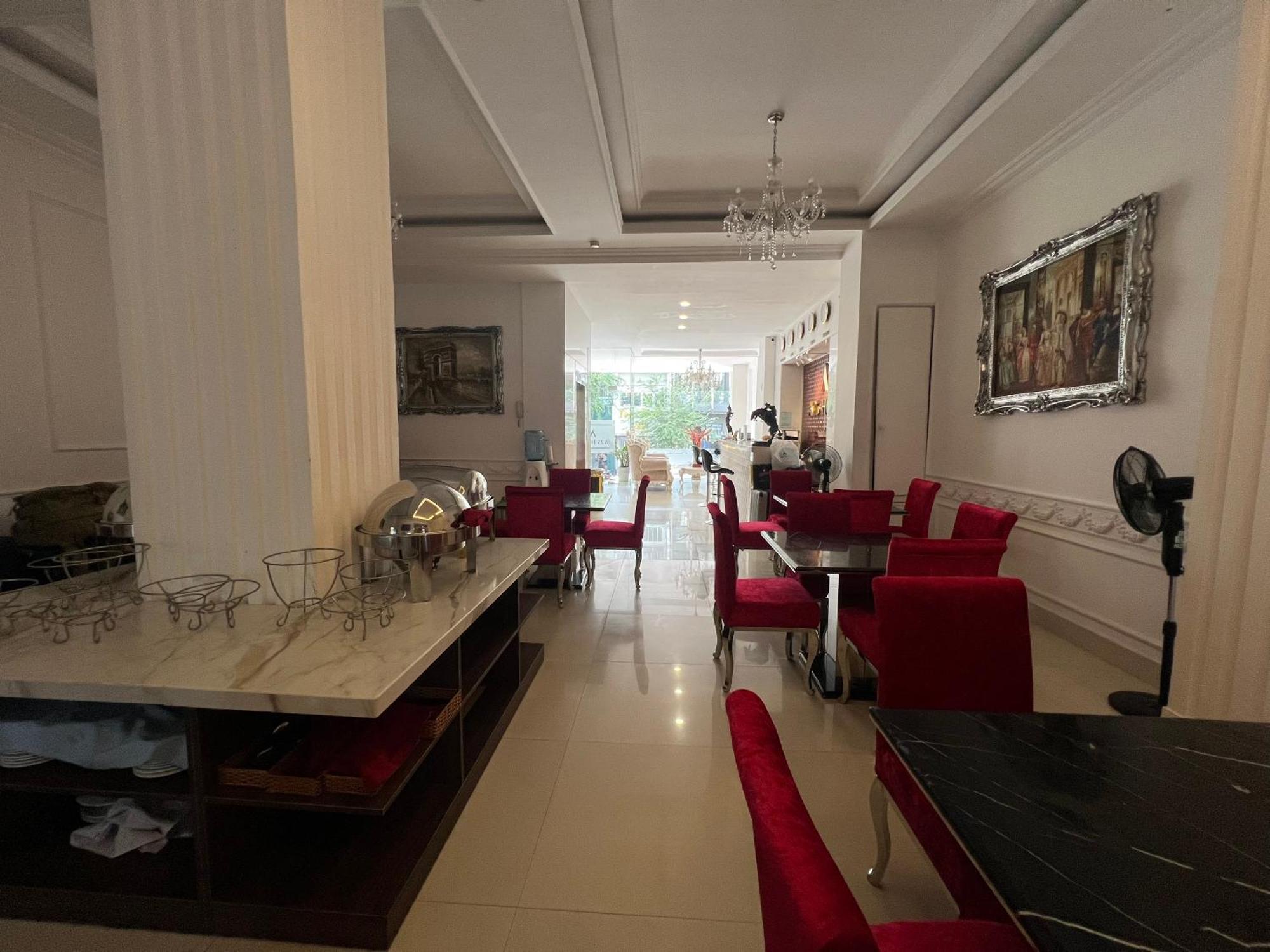 A25 - 255 Le Thanh Ton Hotel