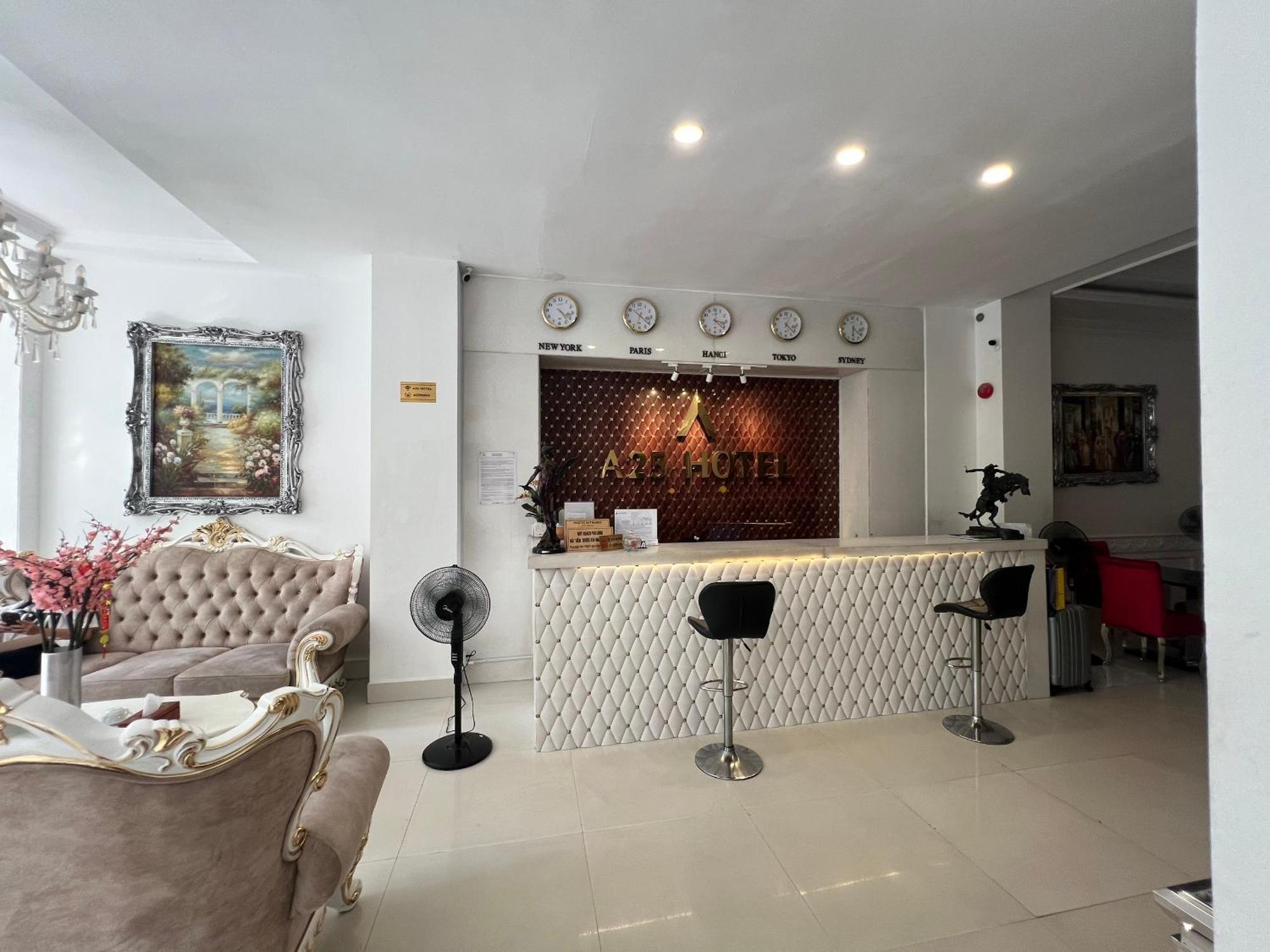 A25 - 255 Le Thanh Ton 3*