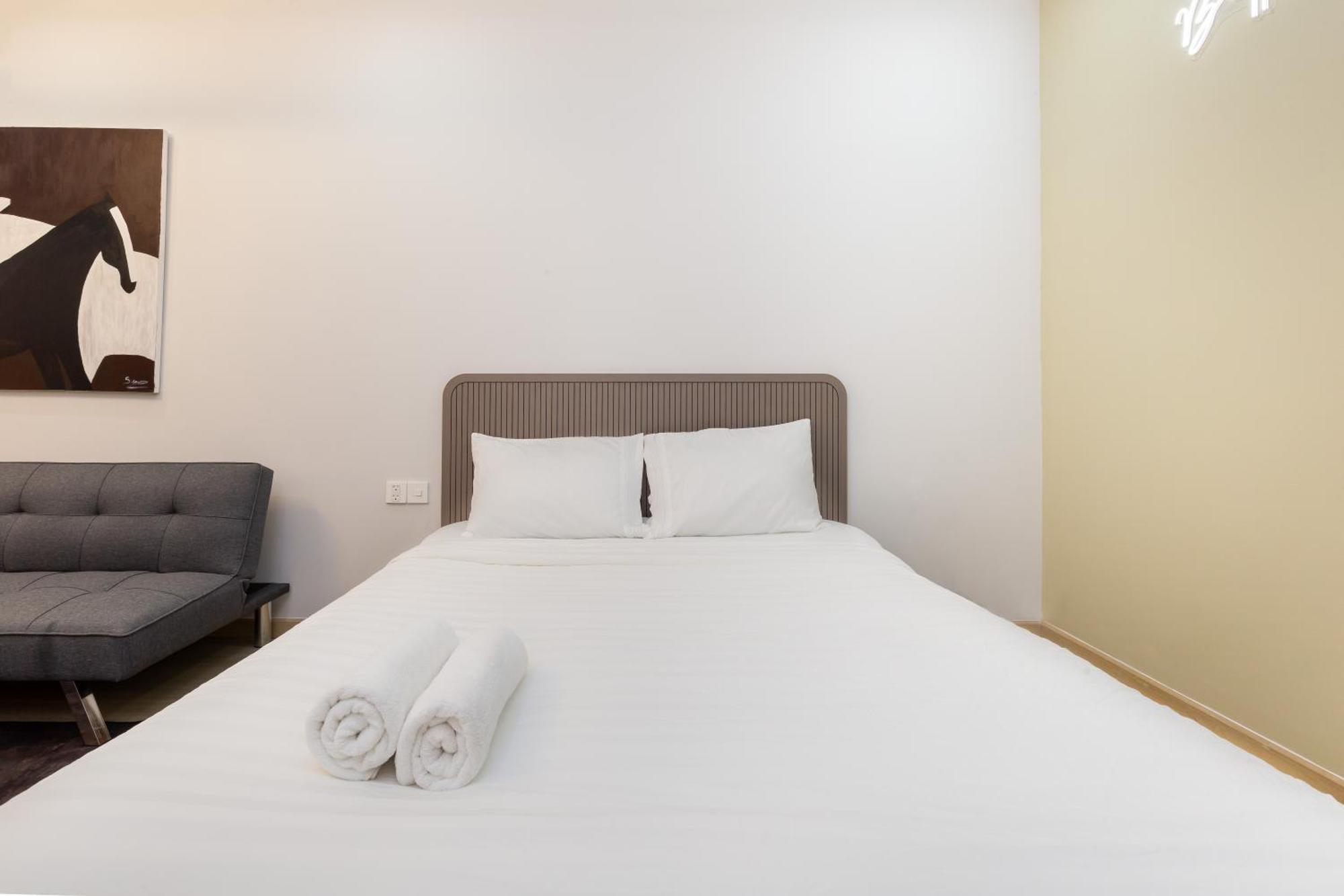 Emerald Millennium Free Pool Apartment Ho Chi Minh City