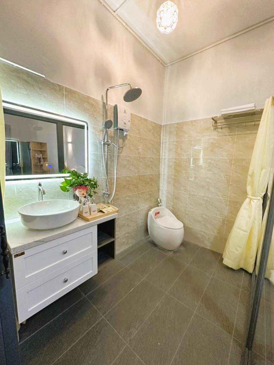 Aparthotel 6even - Have A Staycation In The Cafe Building Ho Chi Minh City