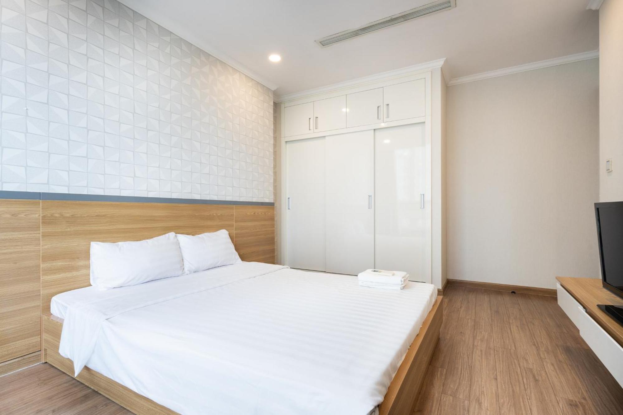 Saigon - Vinhomes Park * Bandar Ho Chi Minh