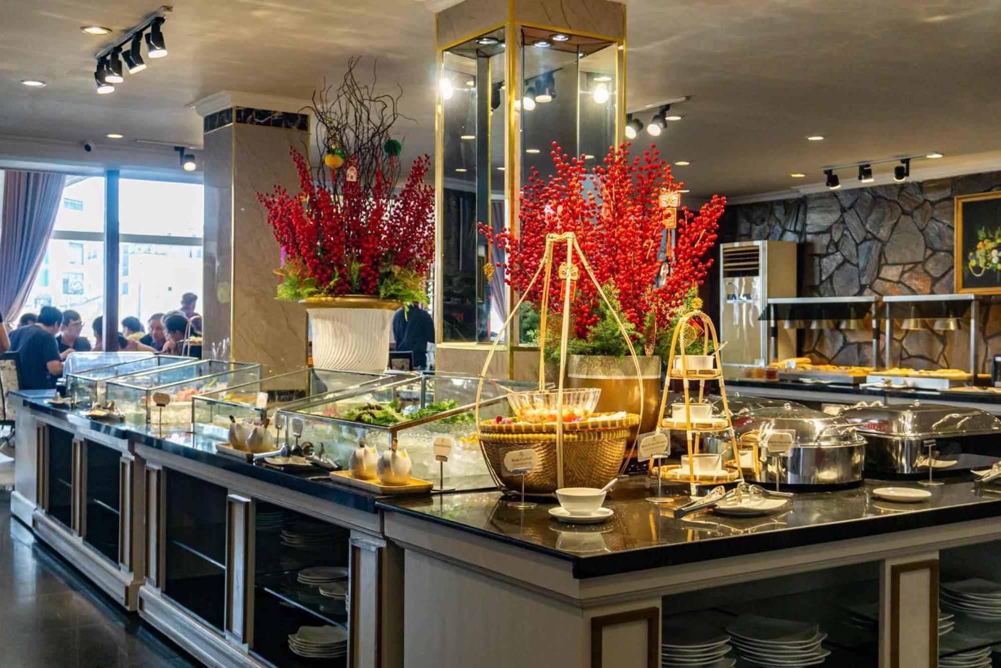 Royal Saigon Hotel