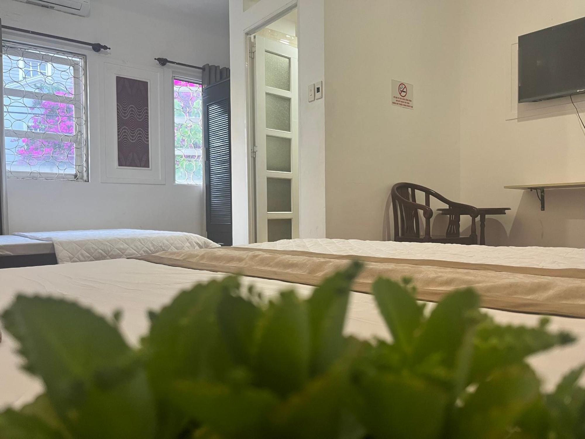 Hotel Nhat 2