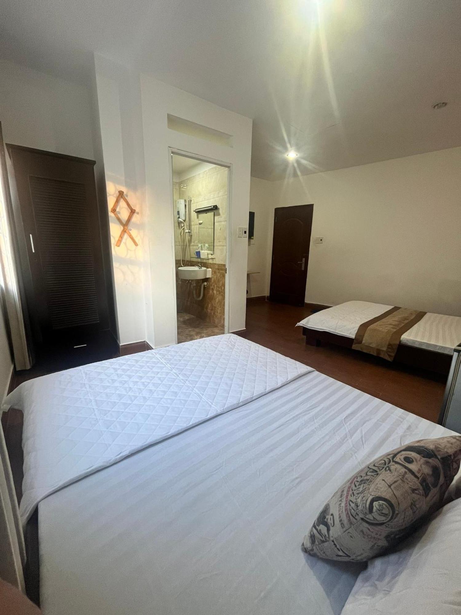 Hotel Nhat 2 Ho Chi Minh City
