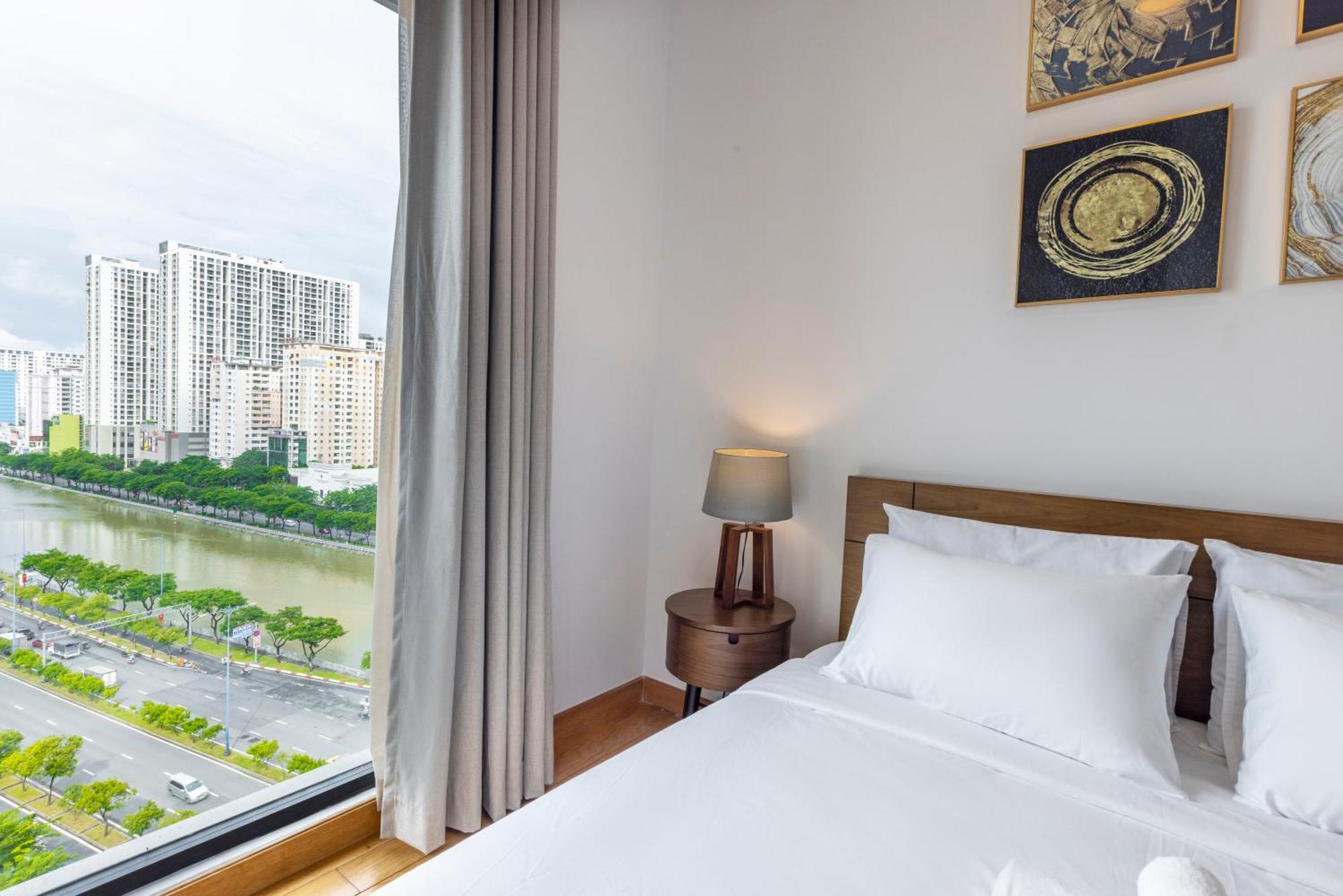 Apartment D1 Mension - Zenity Luxury Apartment - Rooftop Pool - Saigon Centre
