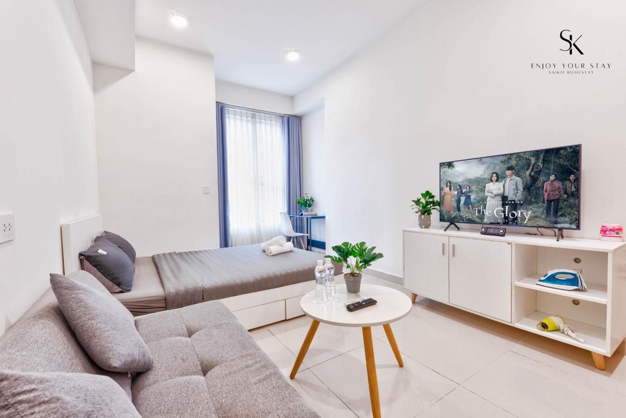 Bumble Apartment *