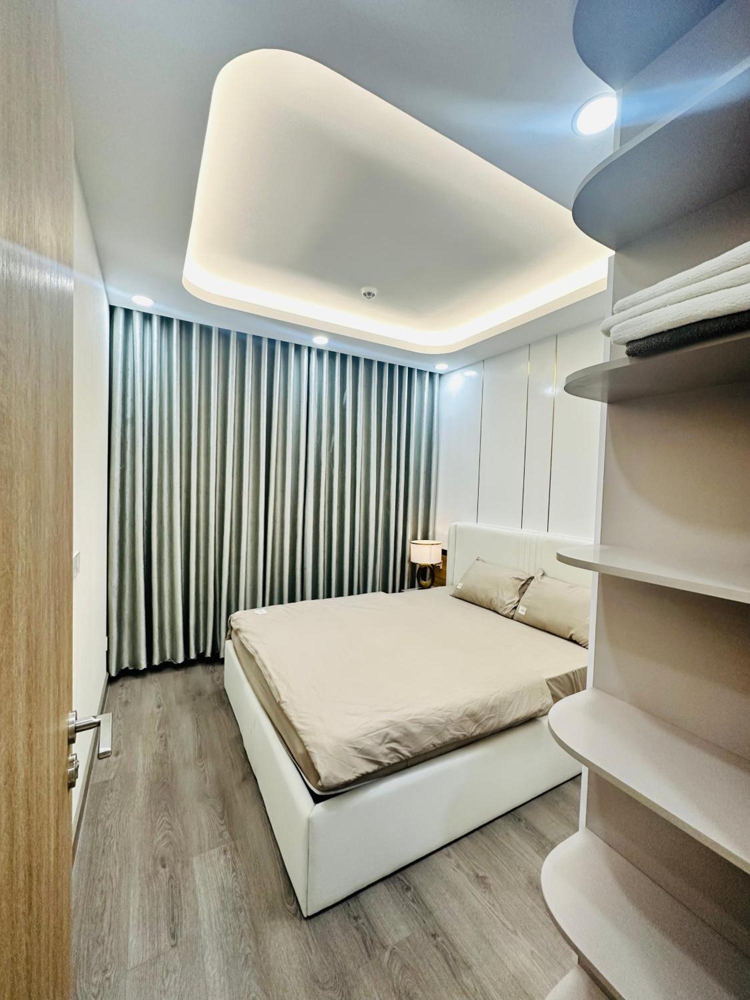 Cho Thue Ho Full Noi That Khu Diamond Alnata Apartment *