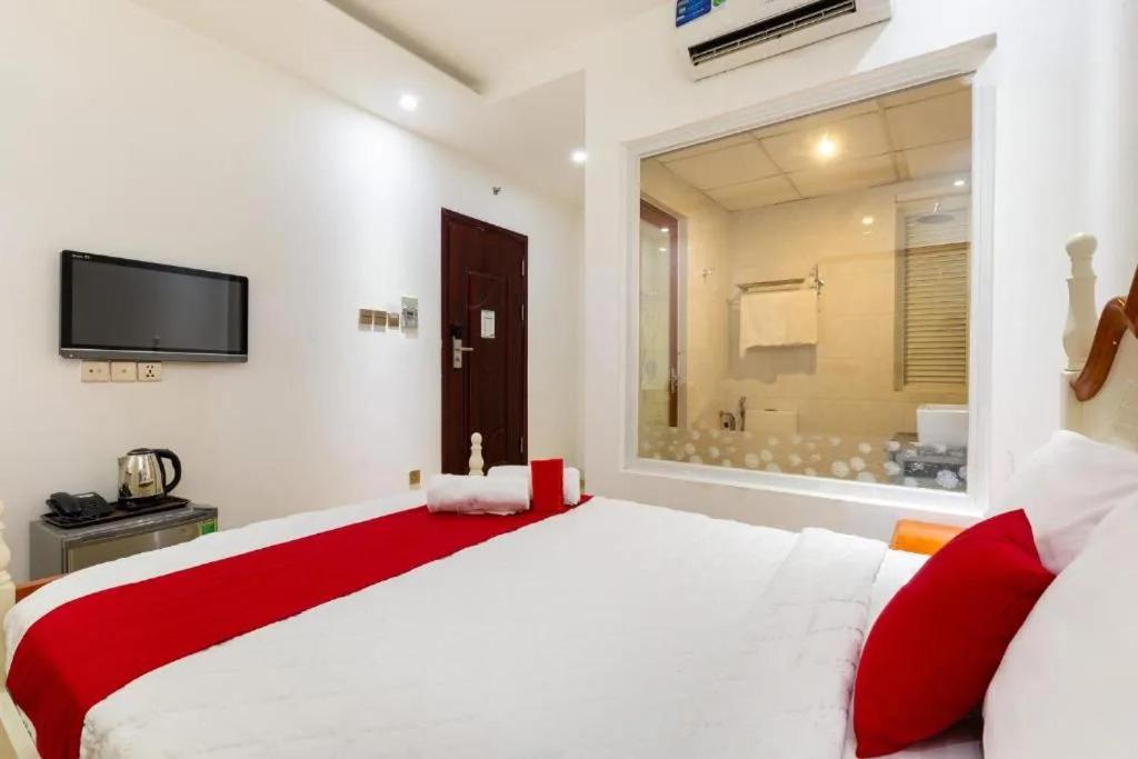 Apartment Spring 39 Bach Dang Sg - By Bay Luxury