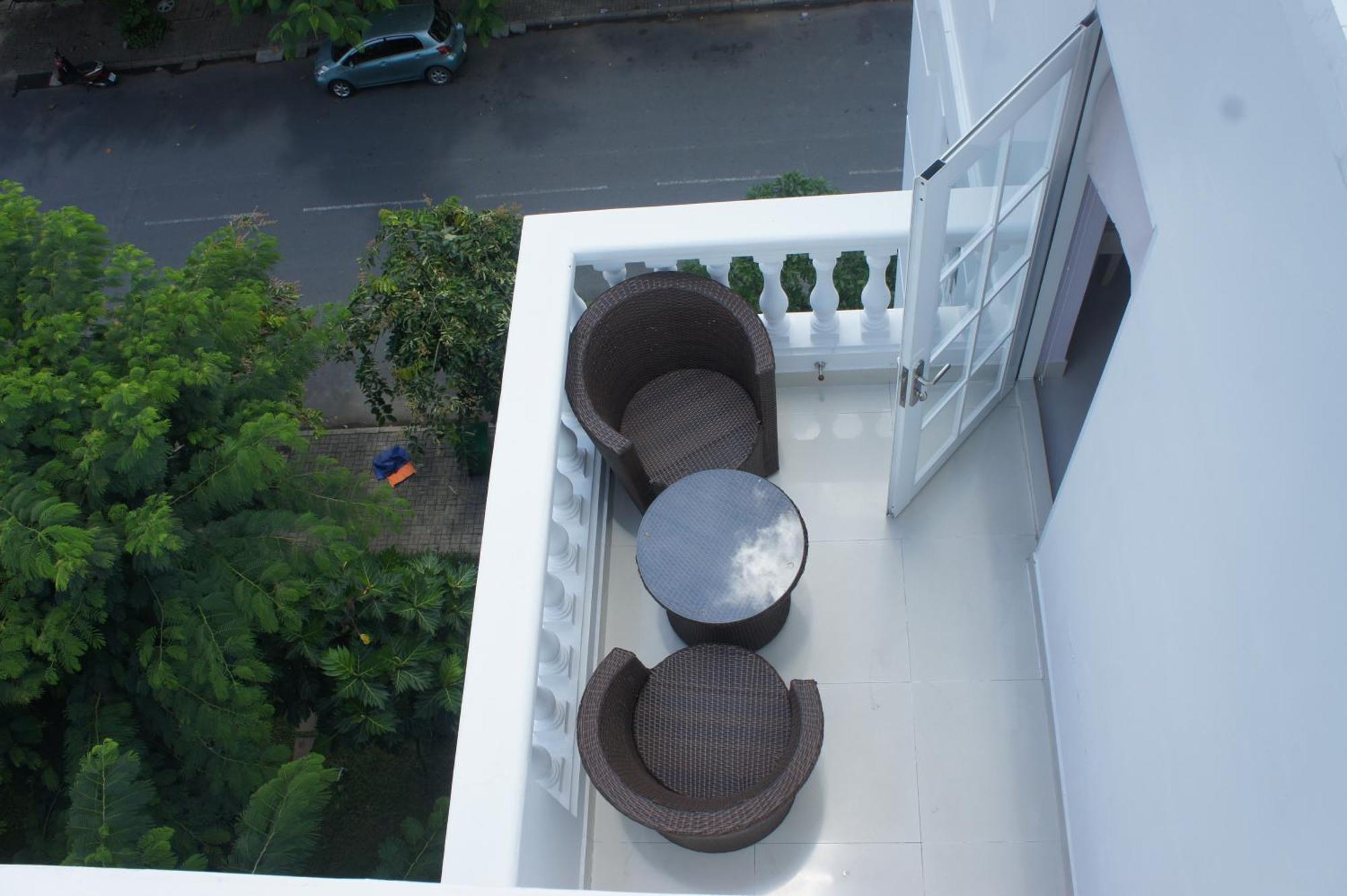 L'odeon Phu My Hung 3* Ho Chi Minh City