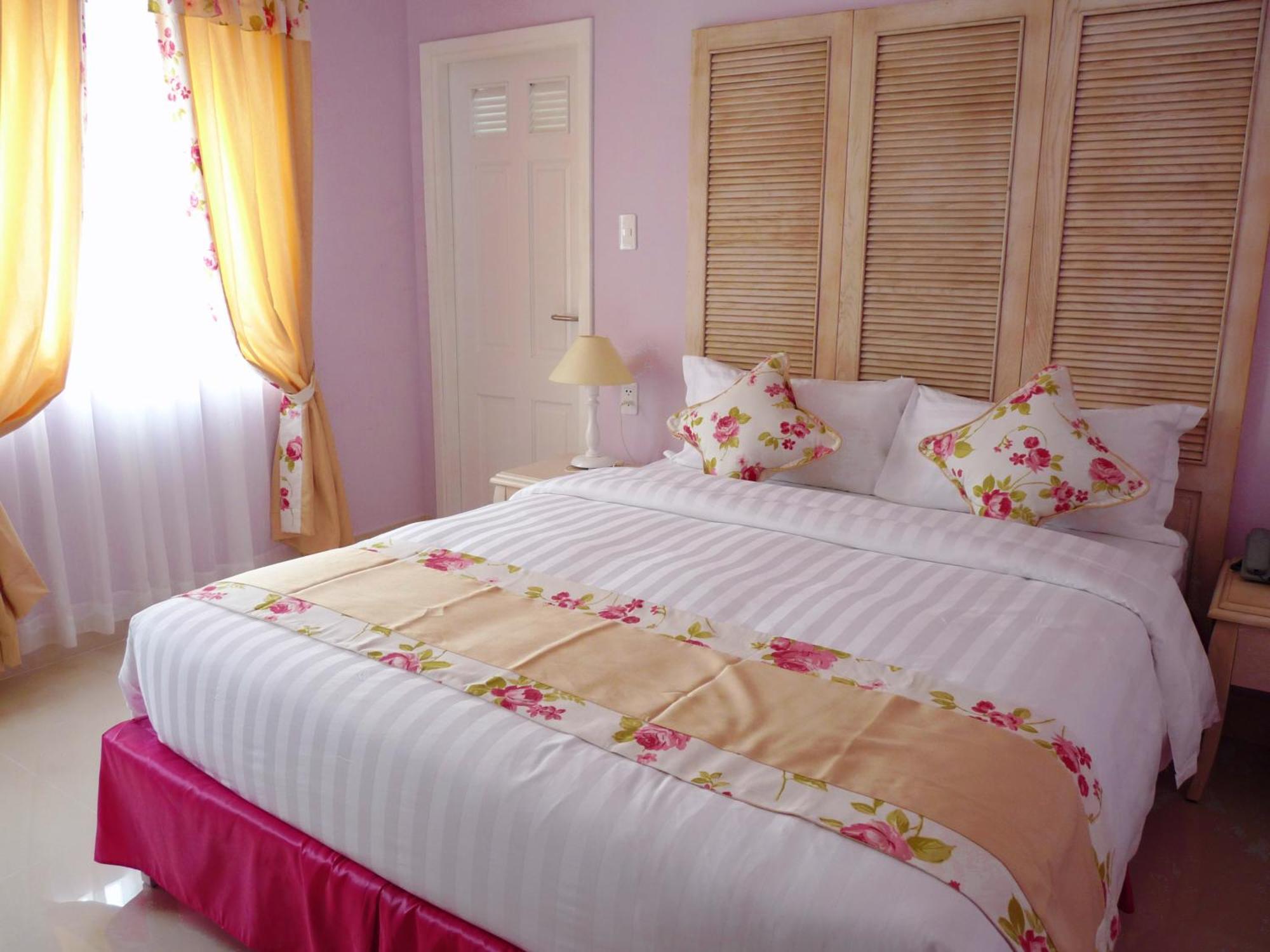 L'odeon Phu My Hung 3* Ho Chi Minh City