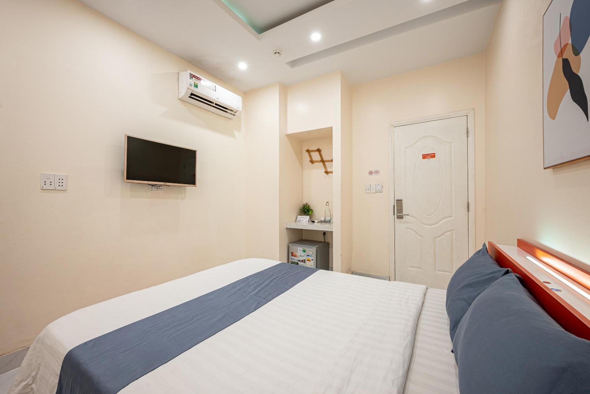 Khách sạn Joy Cong Hoa 3*