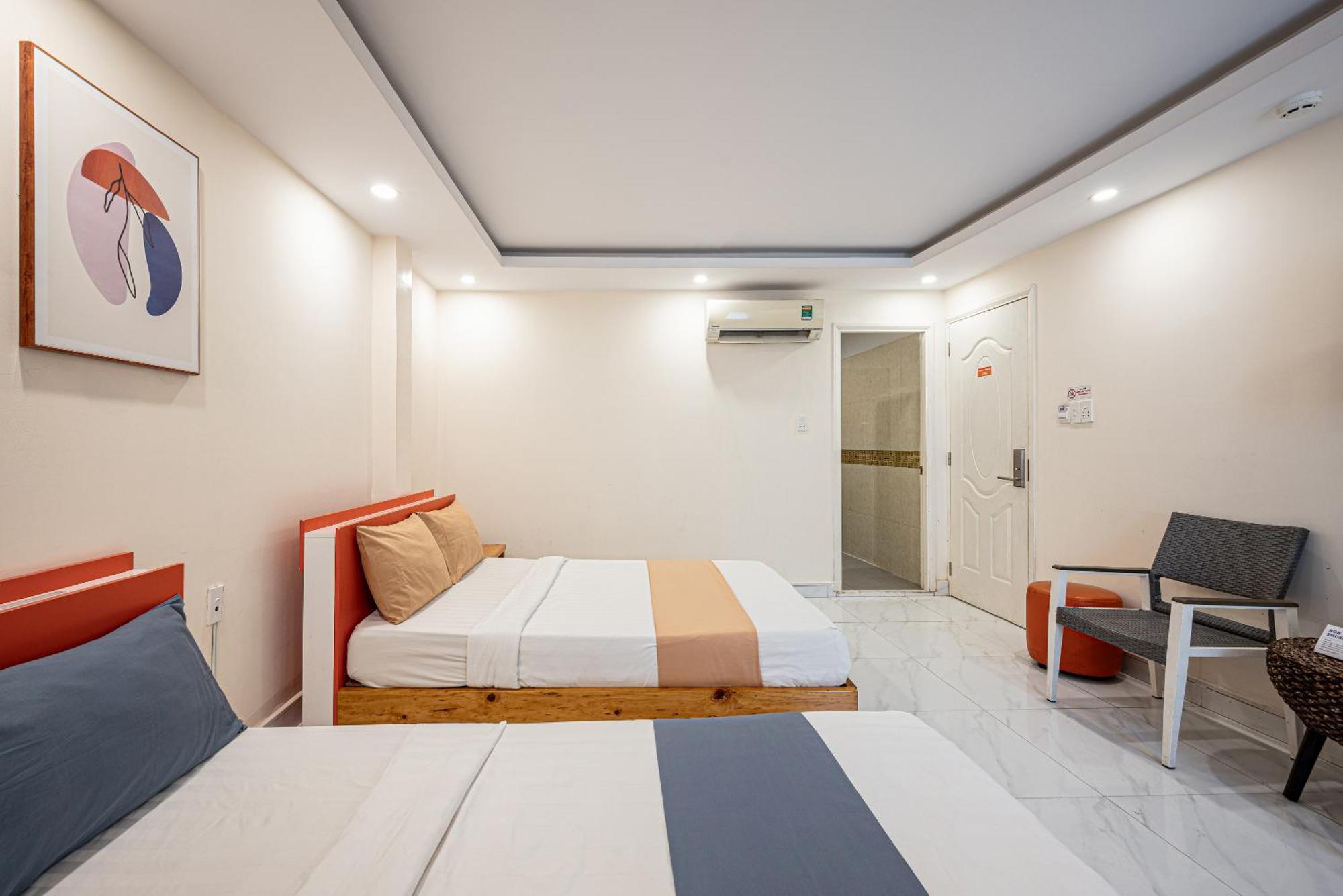 Khách sạn Joy Cong Hoa