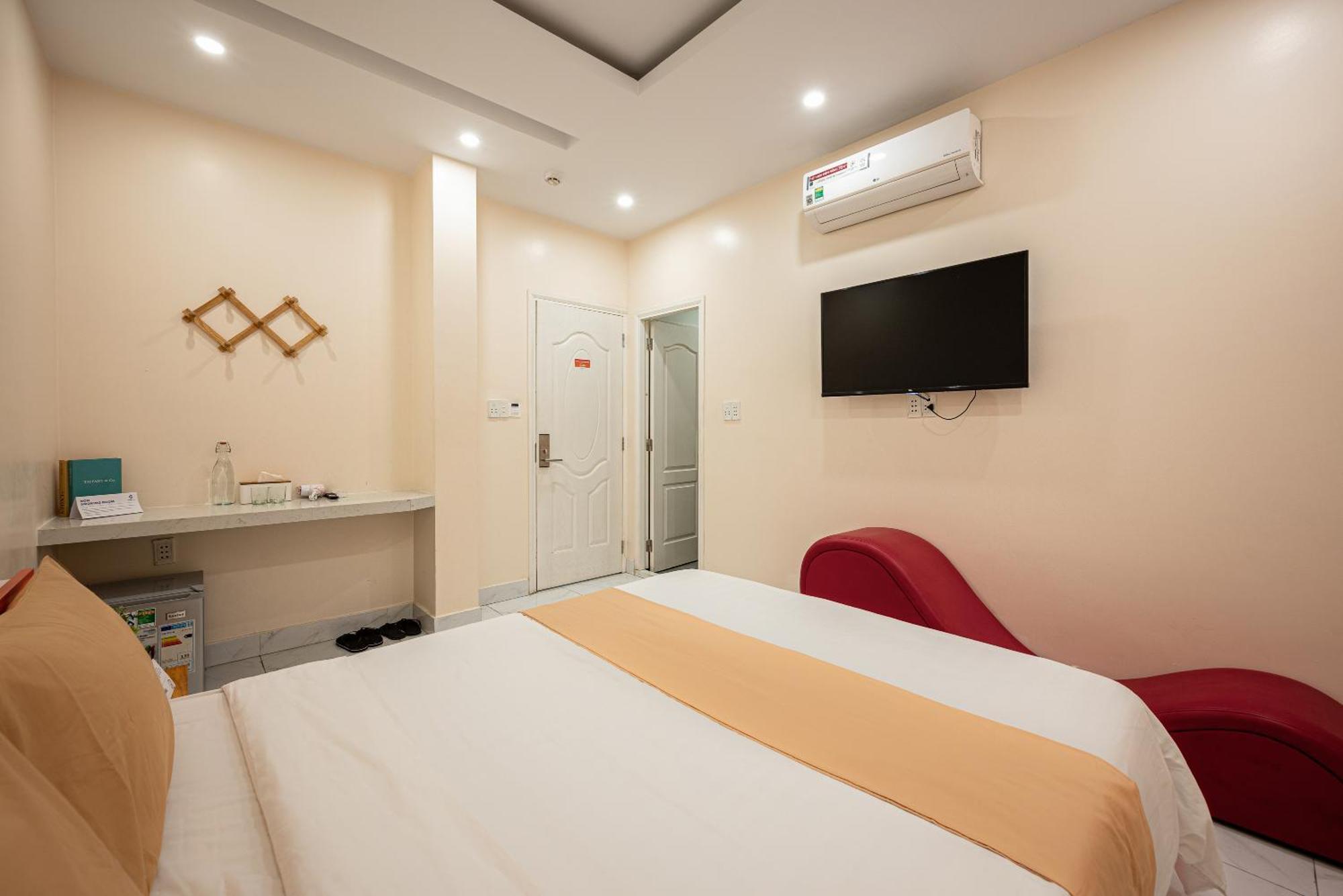 Khách sạn Joy Cong Hoa 3*