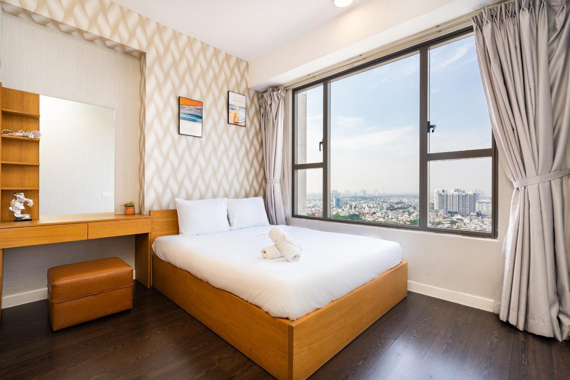 Double E Saigon Apartment
