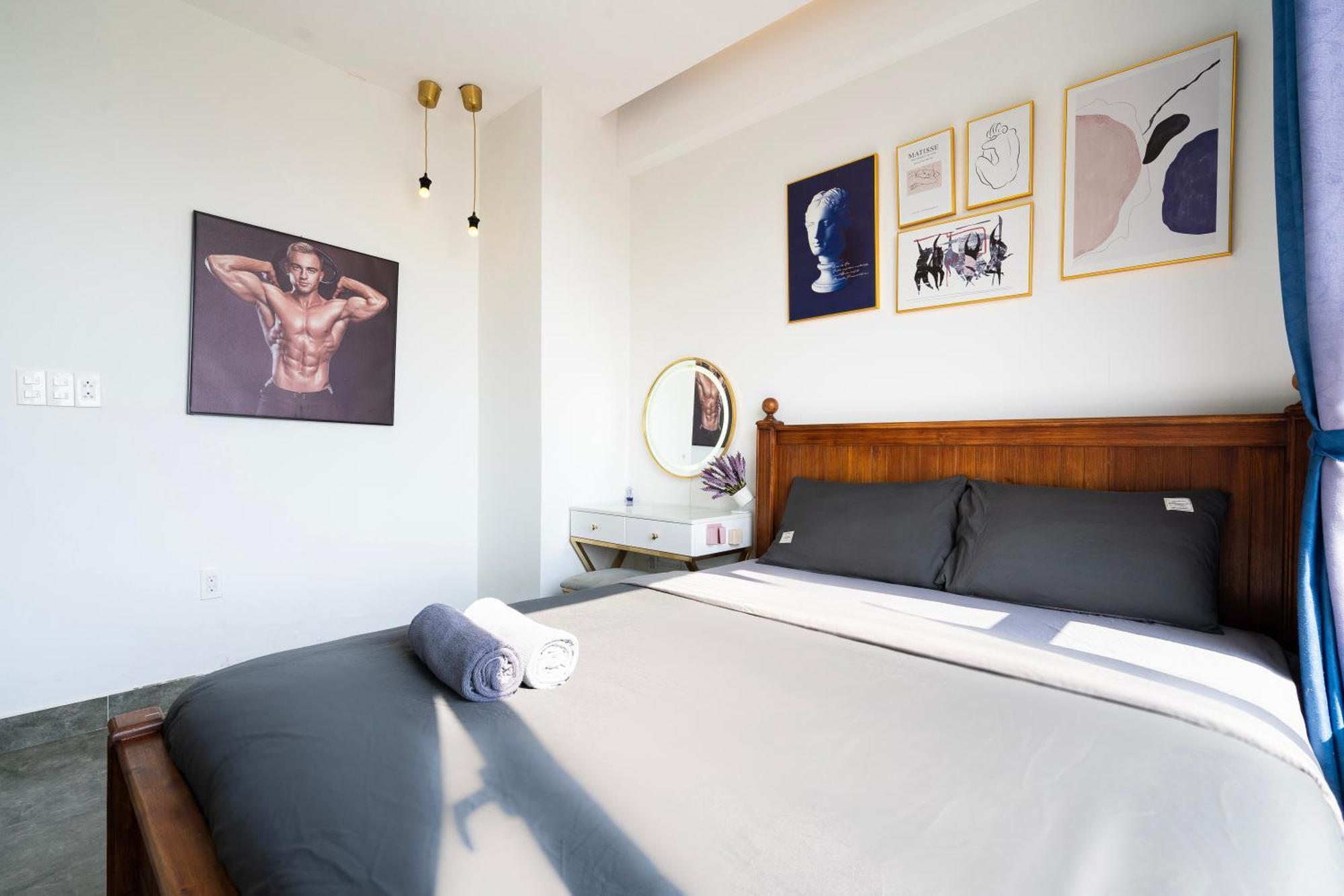 Double E Saigon Apartment