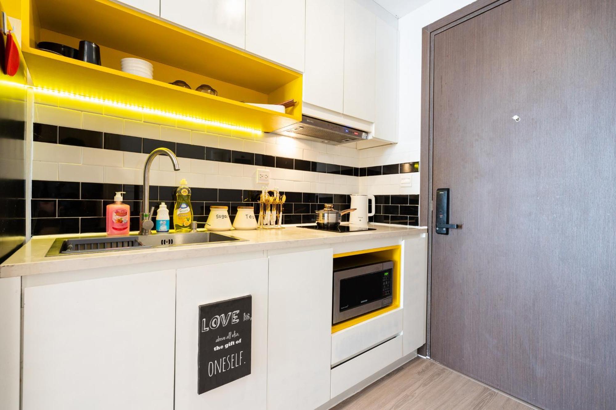 Apartment Double E Saigon *