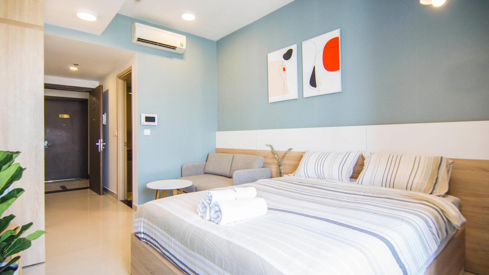 Saigon Sirius * TP. Hồ Chí Minh