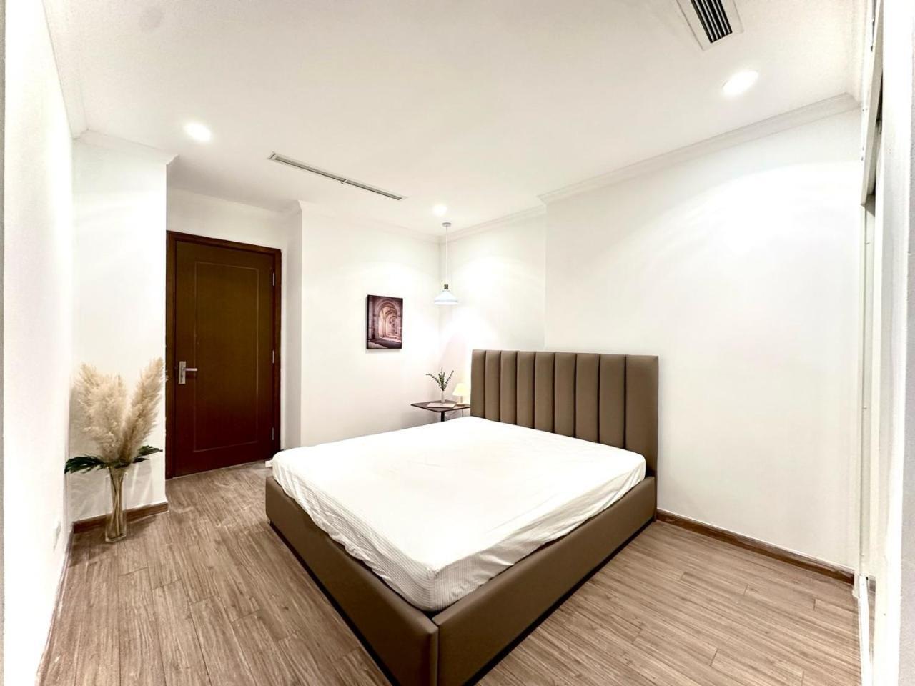 Apartment Ho Landmark 1 *