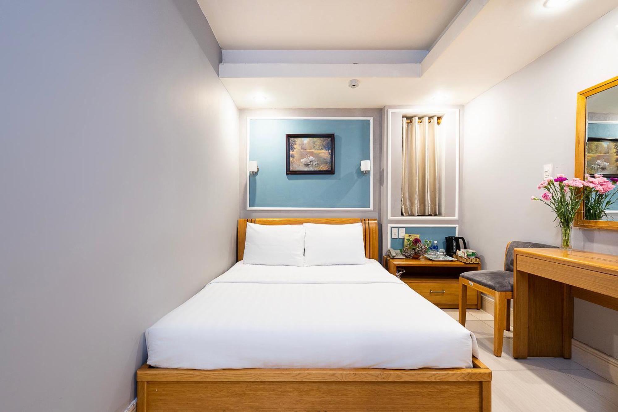 Lucky Star - Ben Thanh Hotel 3*