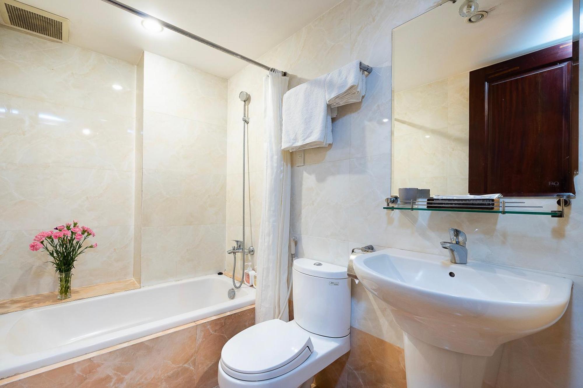 Lucky Star - Ben Thanh Hotel