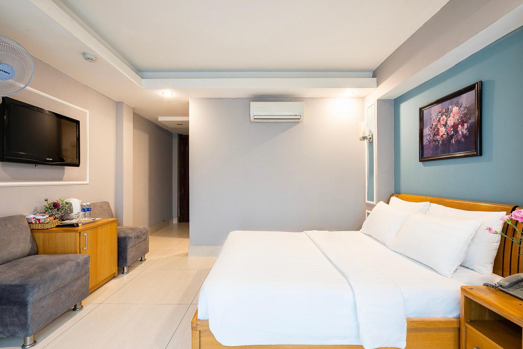 Lucky Star - Ben Thanh Hotel