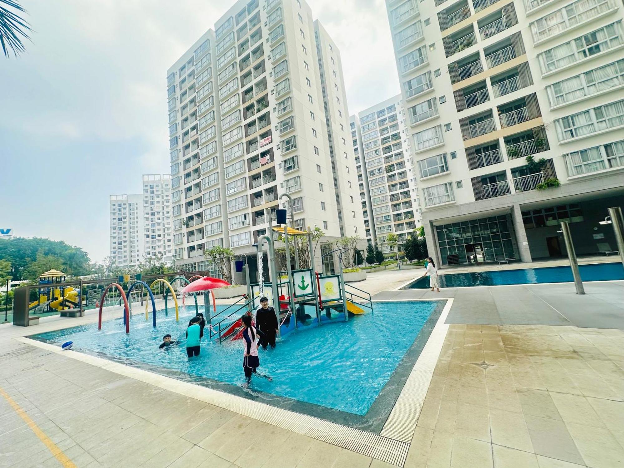 Scenic Valley 2 * TP. Hồ Chí Minh