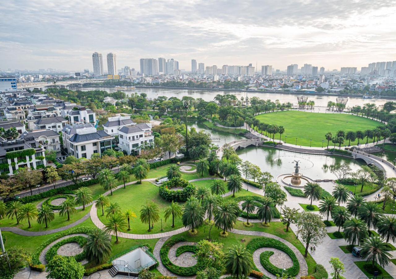 The Landmark Luxury Vinhomes - The Buildings Nearby Landmark 81 * Bandar Ho Chi Minh
