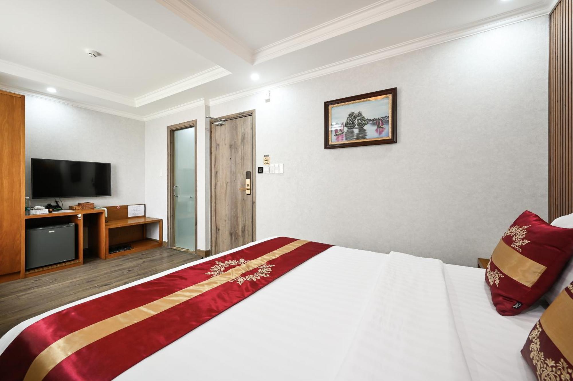 The River Park Hotel 3*