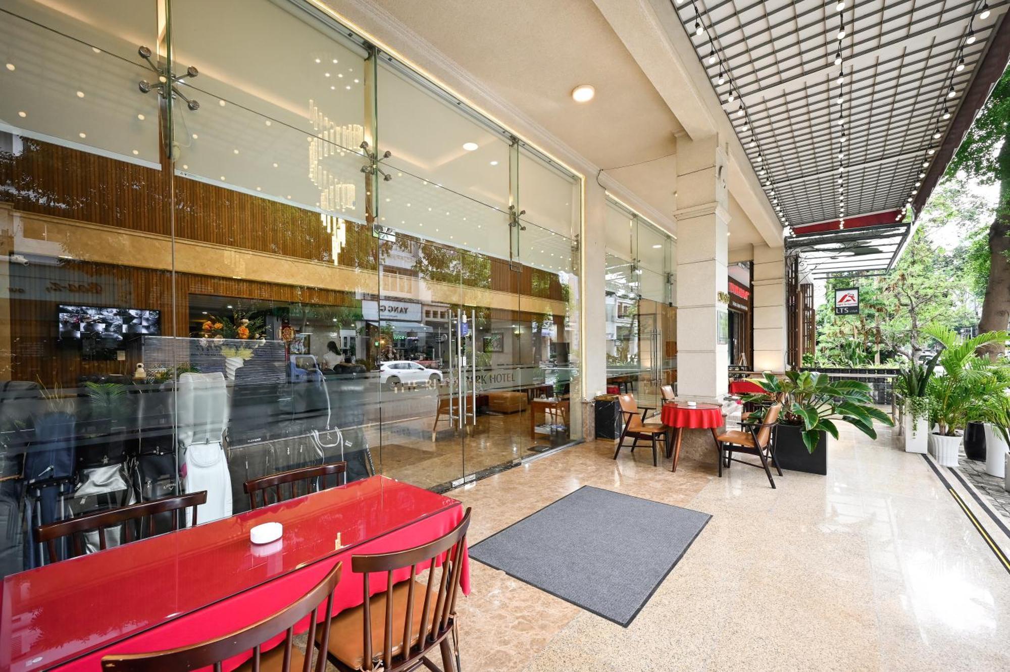 The River Park Hotel Bandar Ho Chi Minh