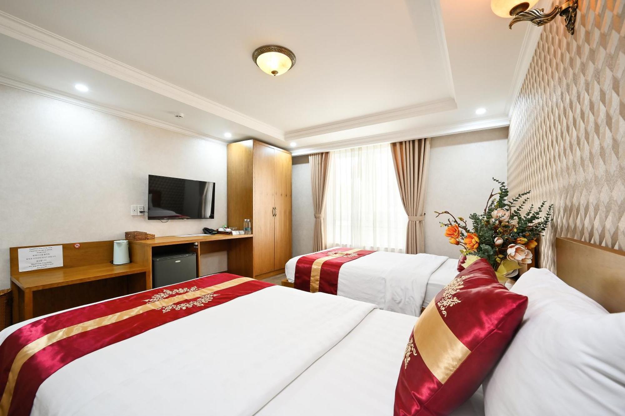 The River Park 3*