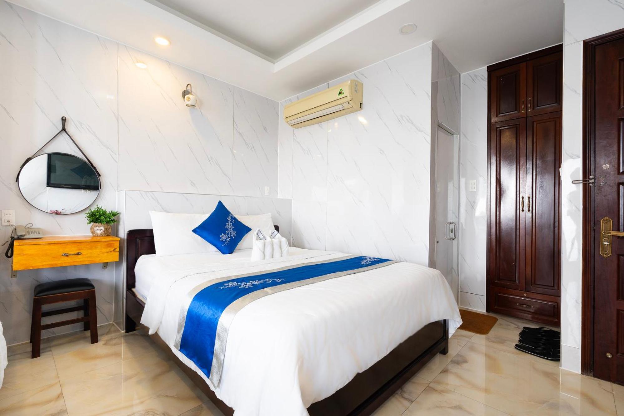 Khách sạn Mai Phuong - Ruby Saigon 2*