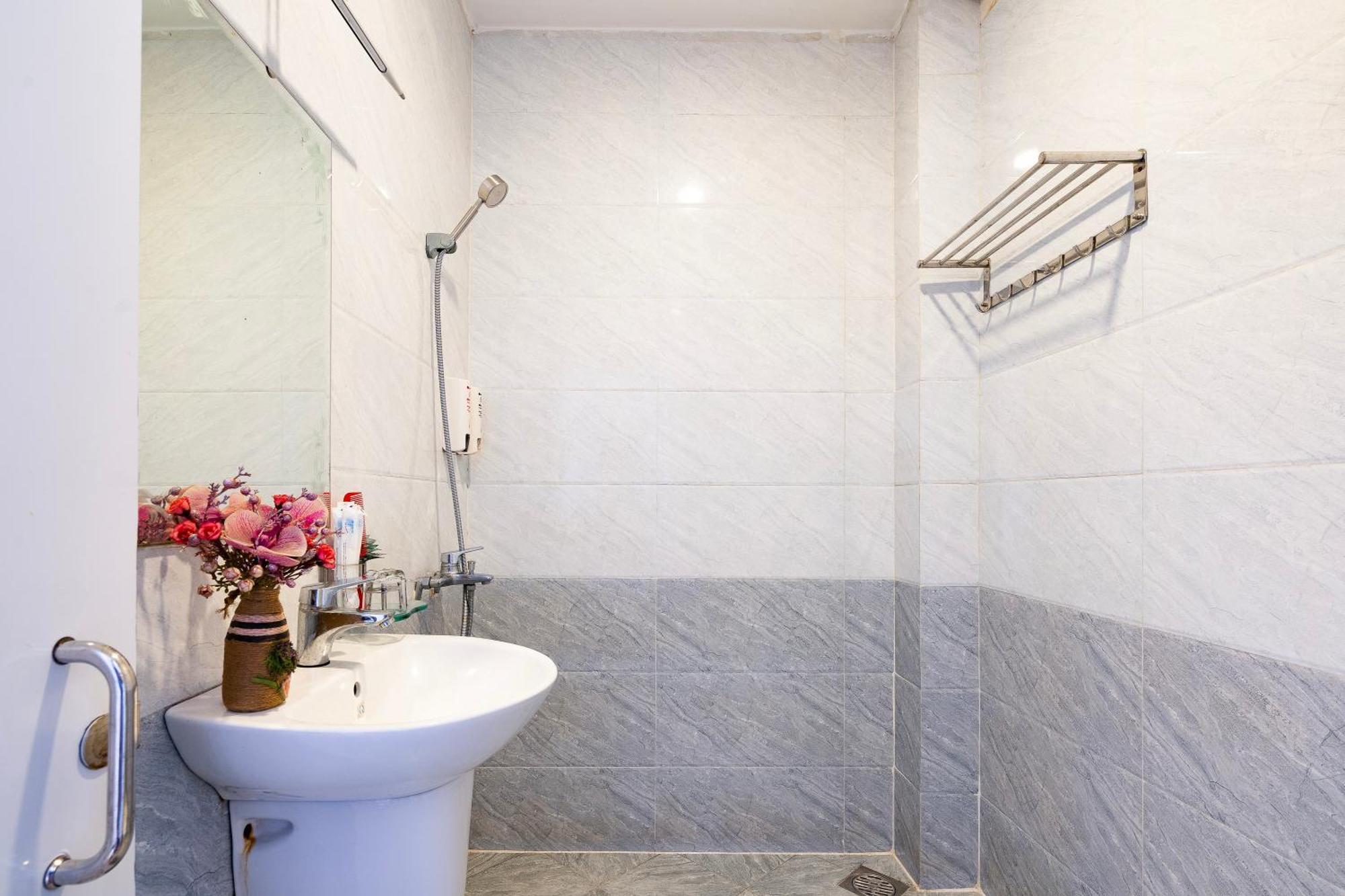 Mai Phuong - Ruby Saigon Khách sạn TP. Hồ Chí Minh