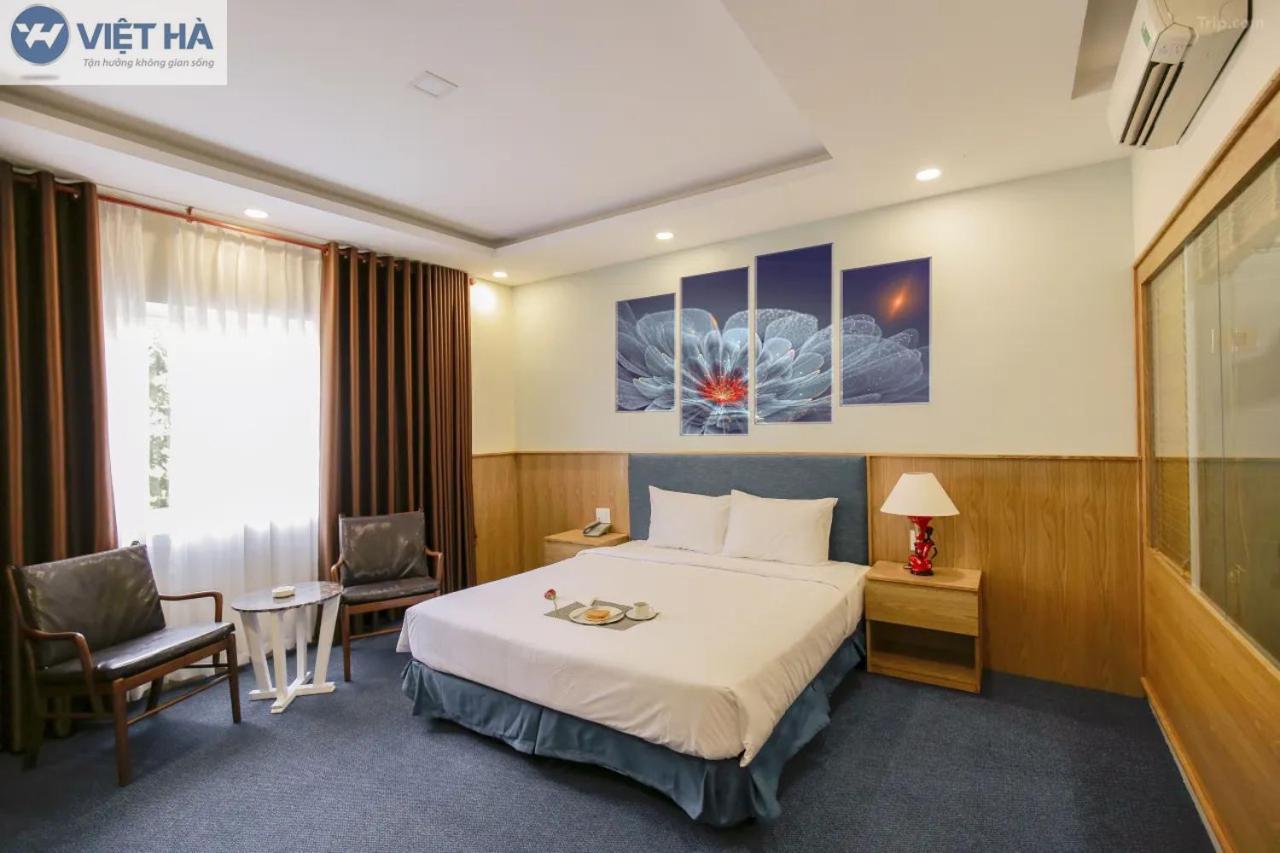 Viet Ha Bandar Ho Chi Minh