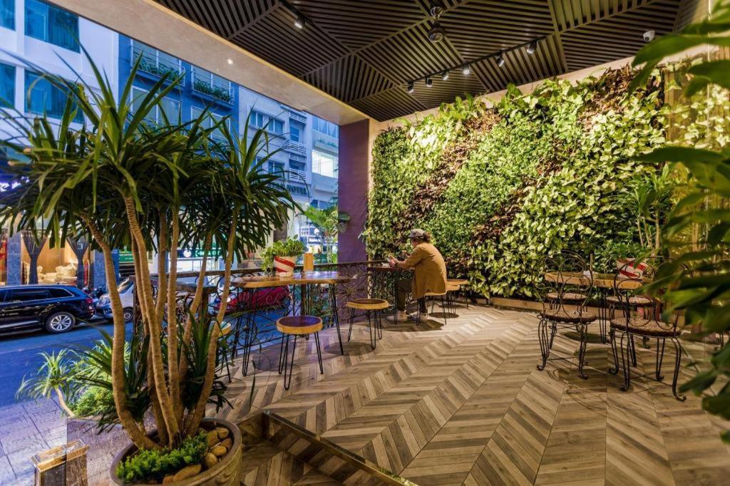 Sunflower Cbq Hotel Ho Chi Minh City