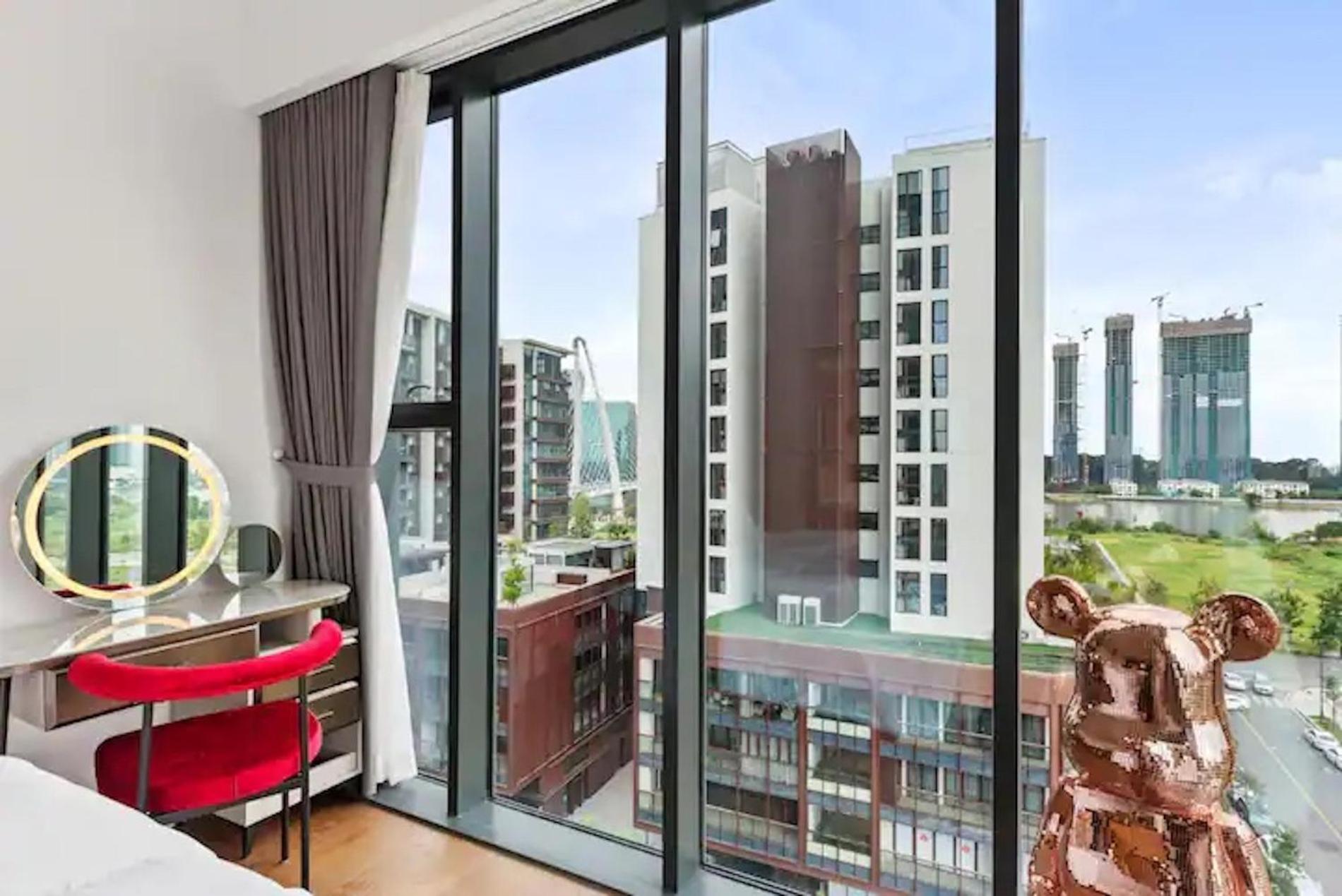 Apartment Zo Opera, Crest, Galleria -central Saigon -free Pool-gym-sauna Room-yoga