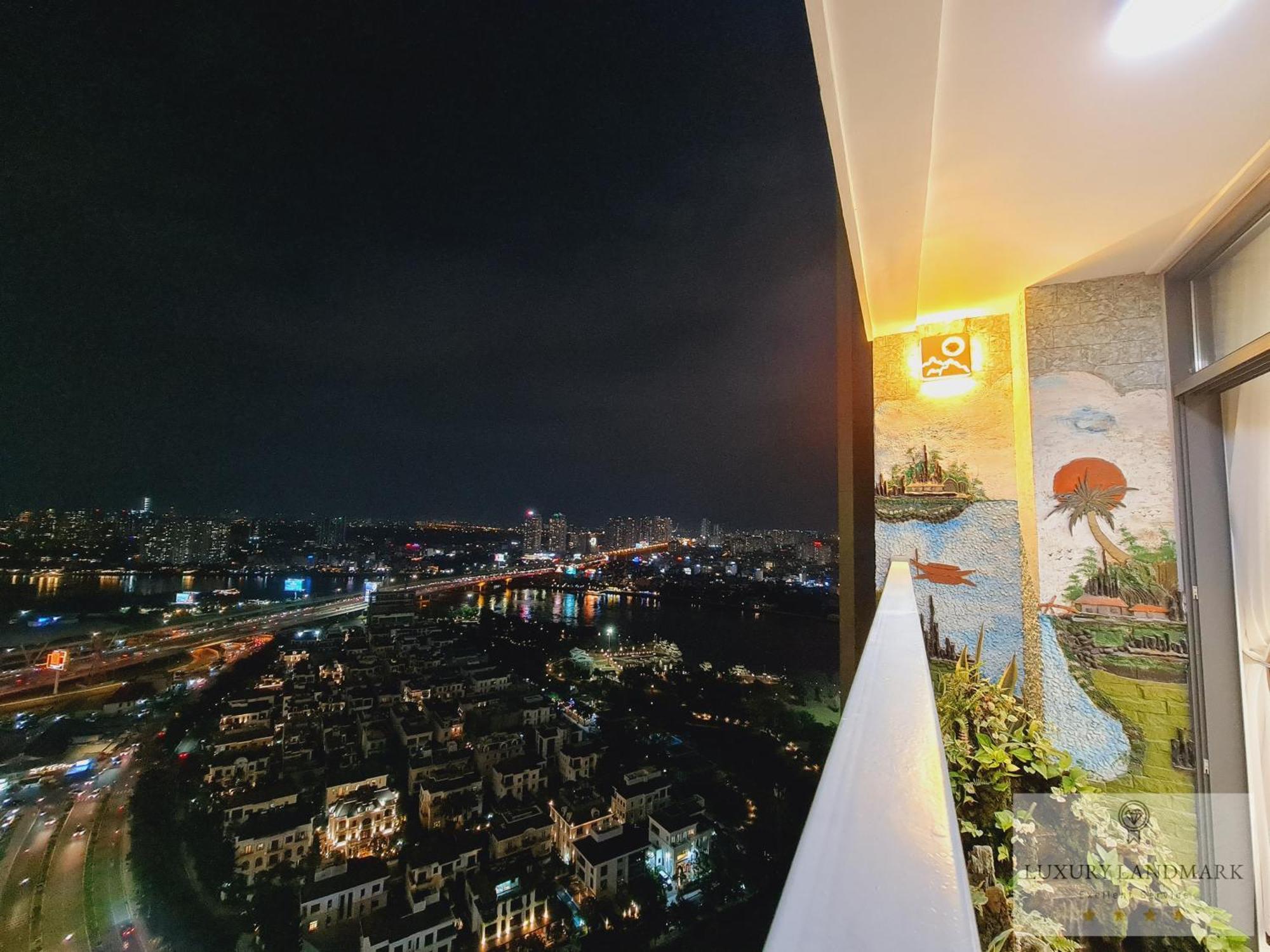 Sky Park - Vinhomes Central Park 4* Ho Chi Minh City